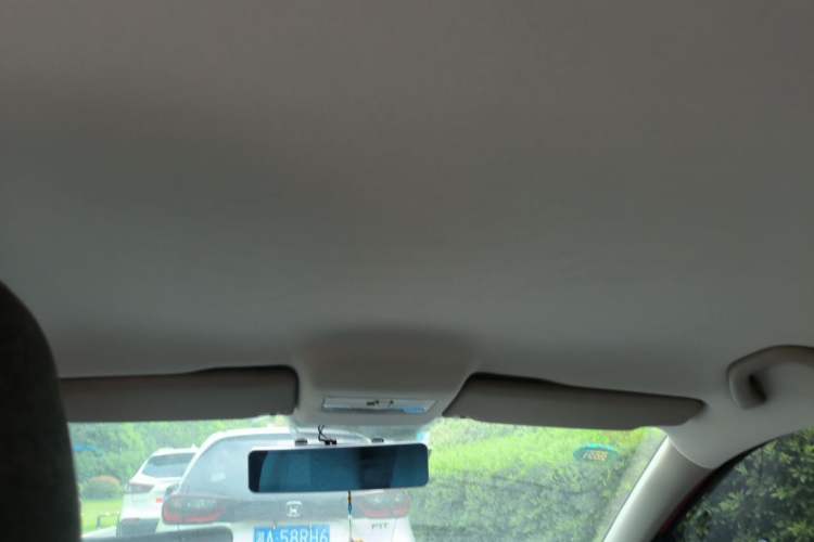 Used Volkswagen Polo 2013 1.6L Automatic Comfort Edition Headliner