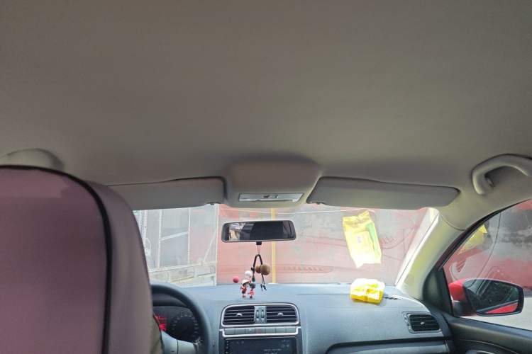 Used Volkswagen Polo 2013 1.4L Manual Fashion Edition Headliner