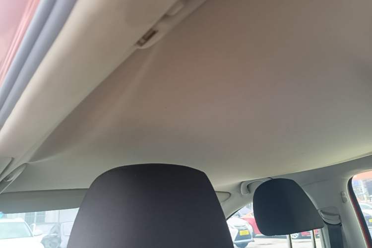 Used Volkswagen Polo 2013 1.4L Manual Fashion Edition Headliner