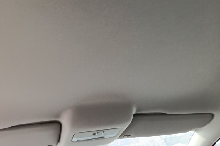 Used Volkswagen Polo 2013 1.4L Manual Fashion Edition Headliner