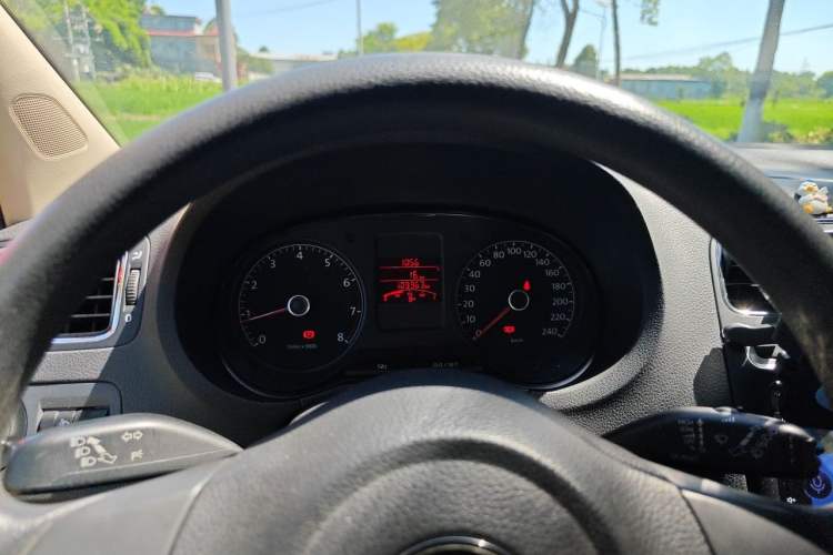 Used Volkswagen Polo 2013 1.4L Manual Fashion Edition Instrument Cluster