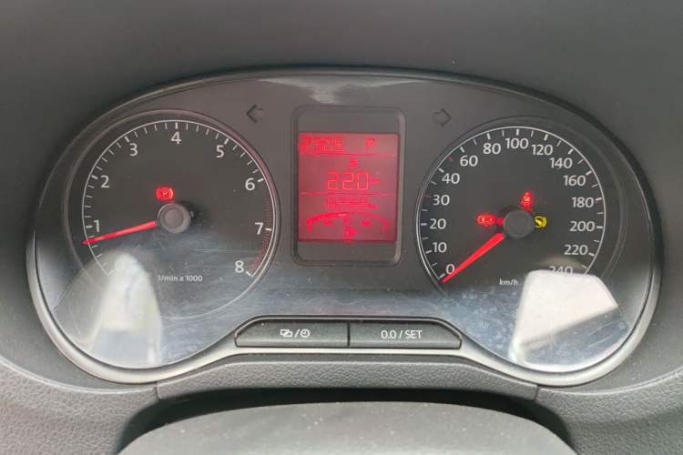 Used Volkswagen Polo 2013 1.6L Automatic Comfort Edition Instrument Cluster