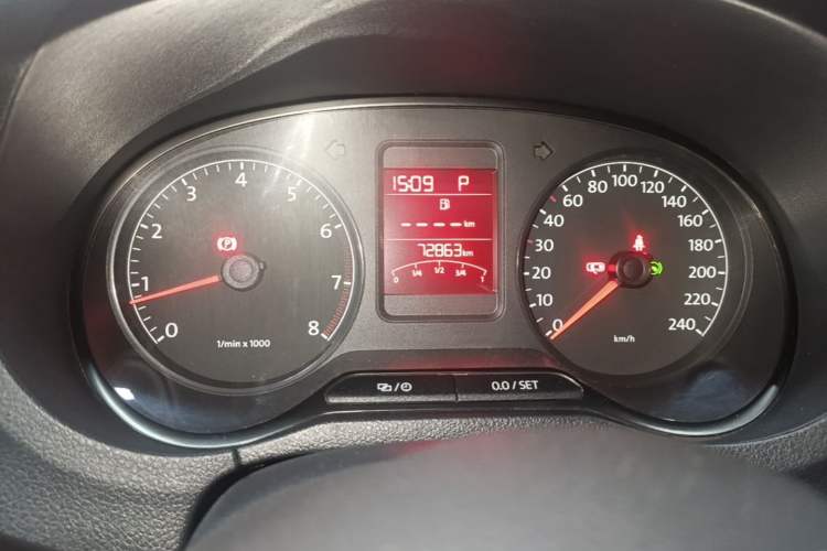 Used Volkswagen Polo 2013 1.6L Automatic Comfort Edition Instrument Cluster