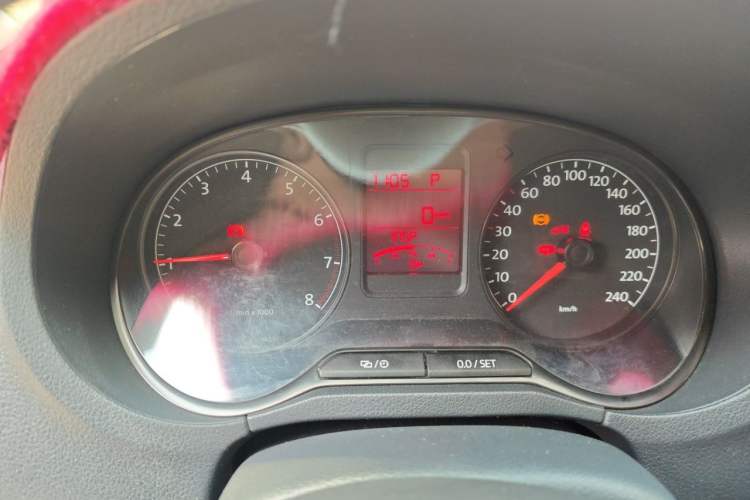 Used Volkswagen Polo 2013 1.4L Automatic Comfort Edition Instrument Cluster