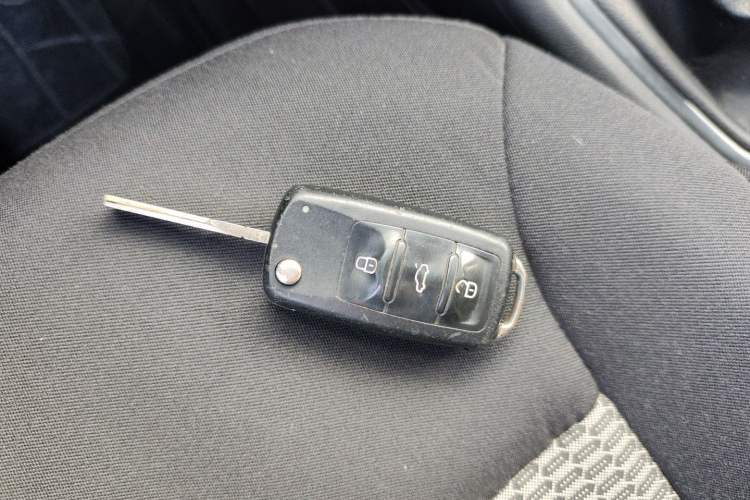 Used Volkswagen Polo 2013 1.4L Manual Fashion Edition Interior 1