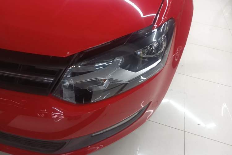 Used Volkswagen Polo 2013 1.6L Automatic Comfort Edition Left Front Headlight