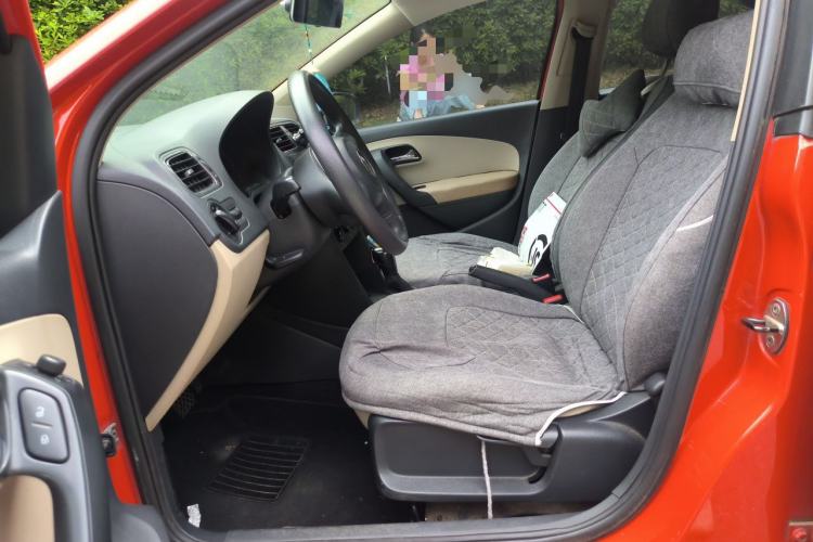 Used Volkswagen Polo 2013 1.6L Automatic Comfort Edition Left Front Seat