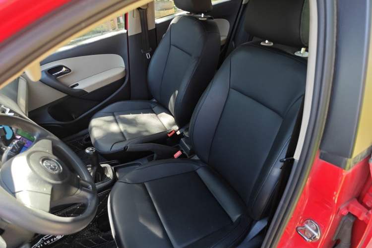 Used Volkswagen Polo 2013 1.4L Manual Fashion Edition Left Front Seat