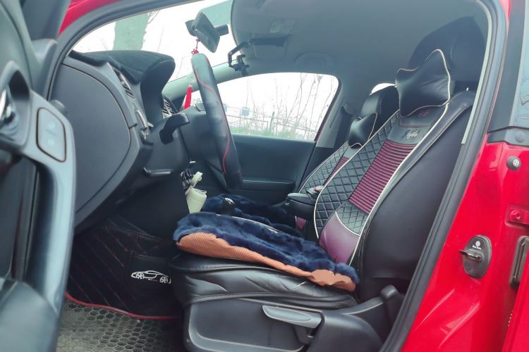 Used Volkswagen Polo 2013 1.4L Manual Comfort Edition Left Front Seat