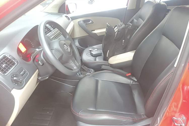 Used Volkswagen Polo 2013 1.6L Automatic Comfort Edition Left Front Seat