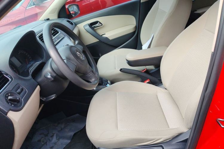 Used Volkswagen Polo 2013 1.6L Automatic Comfort Edition Left Front Seat