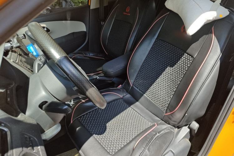 Used Volkswagen Polo 2013 1.6L Automatic Comfort Edition Left Front Seat