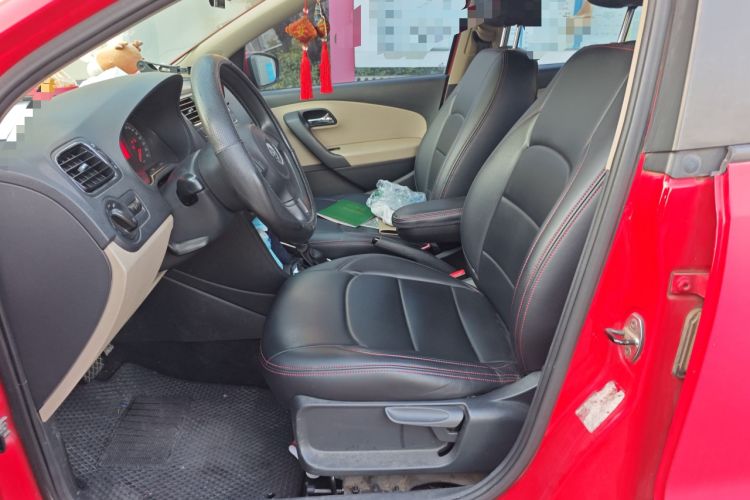 Used Volkswagen Polo 2013 1.6L Automatic Comfort Edition Left Front Seat