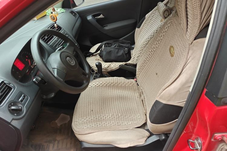 Used Volkswagen Polo 2013 1.4L Manual Fashion Edition Left Front Seat