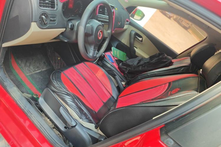 Used Volkswagen Polo 2013 1.4L Automatic Comfort Edition Left Front Seat