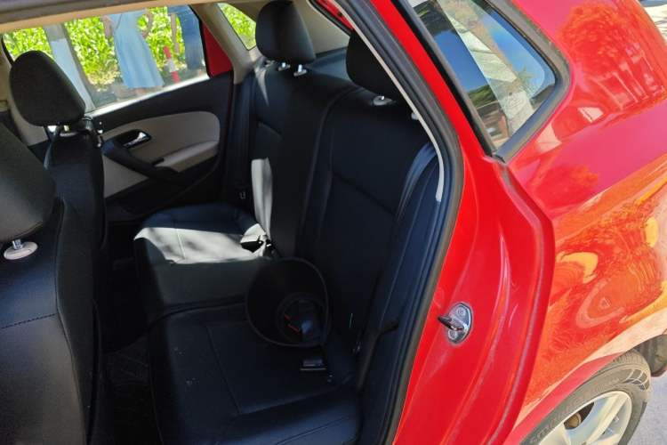 Used Volkswagen Polo 2013 1.4L Manual Fashion Edition Left Rear Seat