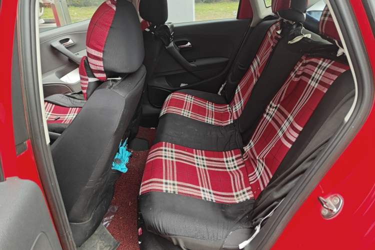 Used Volkswagen Polo 2013 1.4L Manual Fashion Edition Left Rear Seat