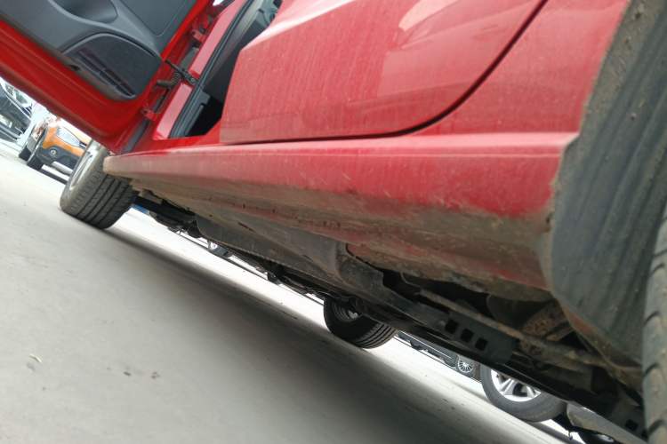 Used Volkswagen Polo 2013 1.4L Manual Fashion Edition Left Side Sill
