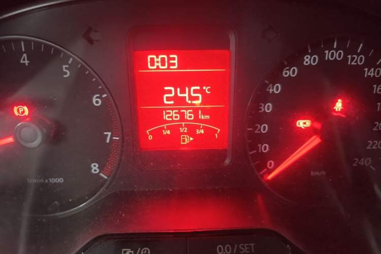 Used Volkswagen Polo 2013 1.4L Manual Fashion Edition Odometer Close Up