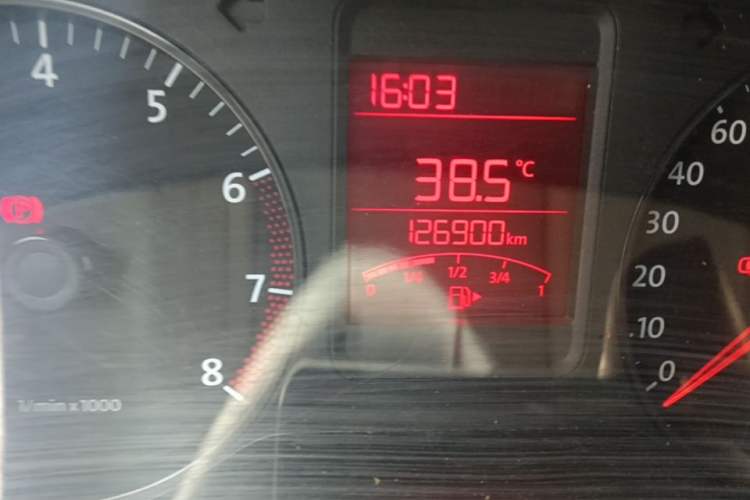 Used Volkswagen Polo 2013 1.4L Manual Fashion Edition Odometer Close Up