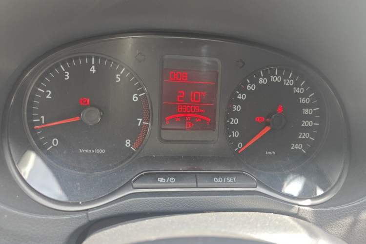 Used Volkswagen Polo 2013 1.4L Manual Fashion Edition Odometer Close Up