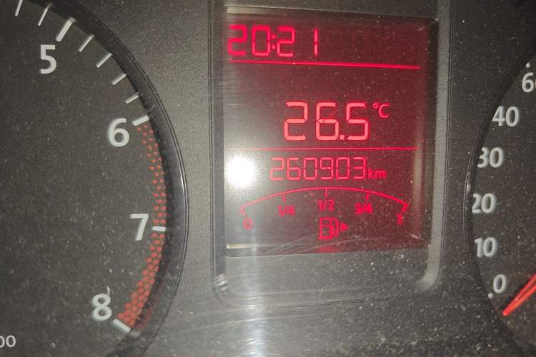 Used Volkswagen Polo 2013 1.4L Manual Fashion Edition Odometer Close Up