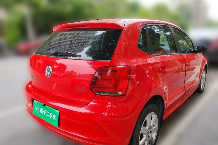 Used Volkswagen Polo 2013 1.4L Automatic Comfort Edition Rear Right 45 Deg