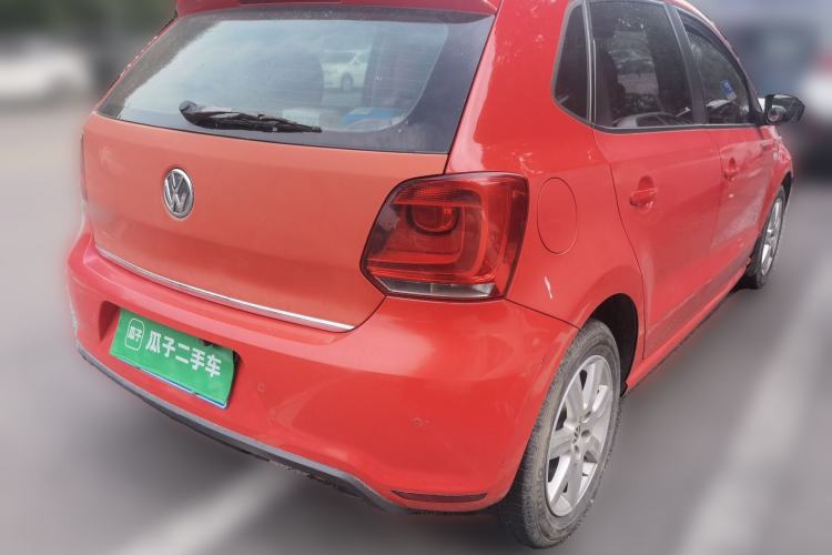 Used Volkswagen Polo 2013 1.6L Automatic Comfort Edition Rear Right 45 Deg