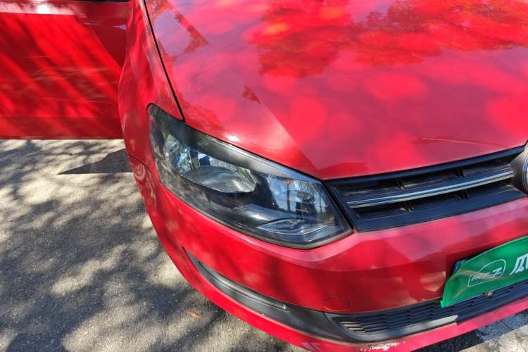 Used Volkswagen Polo 2013 1.4L Manual Fashion Edition Right Front Headlight