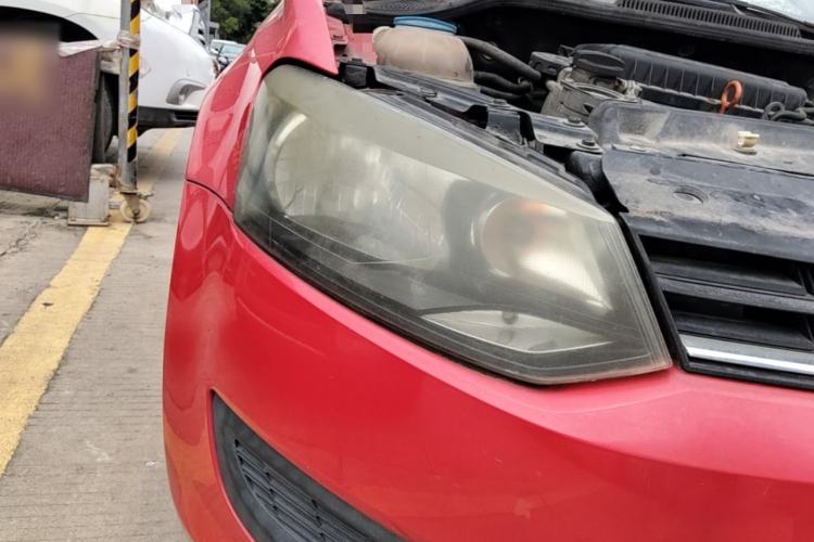 Used Volkswagen Polo 2013 1.4L Manual Fashion Edition Right Front Headlight