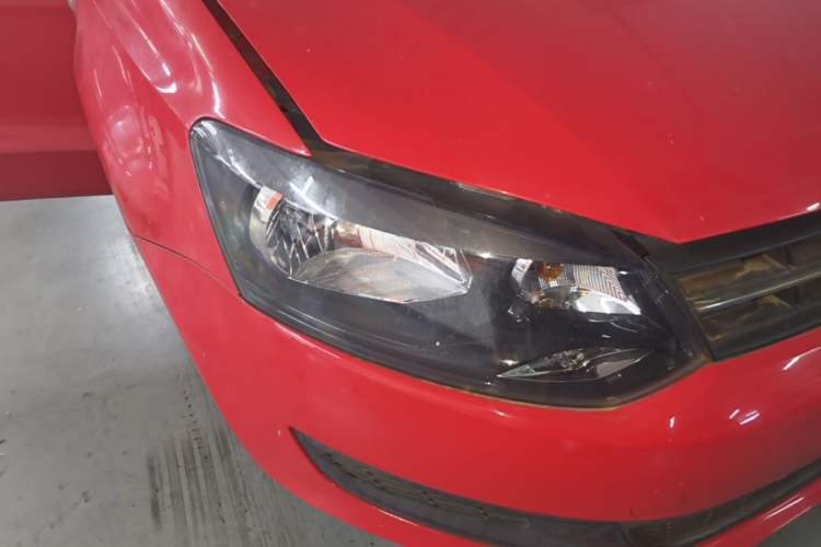 Used Volkswagen Polo 2013 1.4L Manual Fashion Edition Right Front Headlight