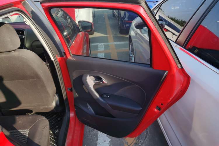 Used Volkswagen Polo 2013 1.6L Automatic Comfort Edition Right Rear Door Interior