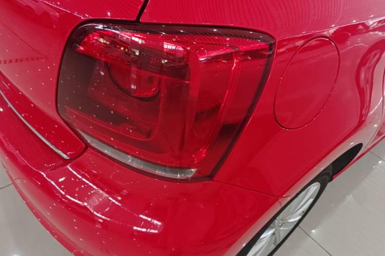 Used Volkswagen Polo 2013 1.4L Automatic Luxury Edition Right Rear Taillight
