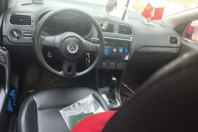 Used Volkswagen Polo 2013 1.4L Automatic Comfort Edition Steering Wheel