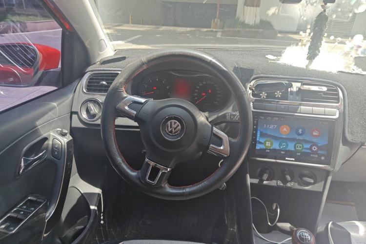Used Volkswagen Polo 2013 1.4L Manual Fashion Edition Steering Wheel