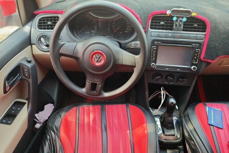Used Volkswagen Polo 2013 1.4L Automatic Comfort Edition Steering Wheel