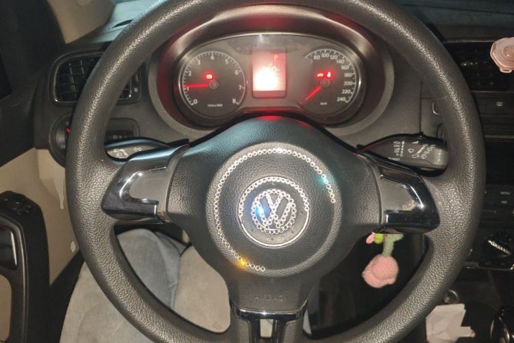 Used Volkswagen Polo 2013 1.4L Automatic Comfort Edition Steering Wheel