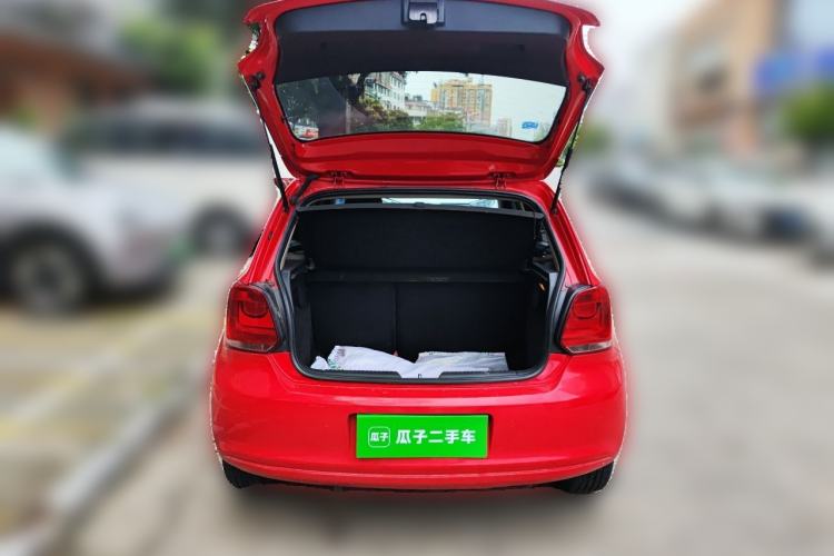 Used Volkswagen Polo 2013 1.6L Automatic Comfort Edition Trunk