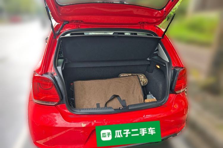 Used Volkswagen Polo 2013 1.4L Manual Fashion Edition Trunk