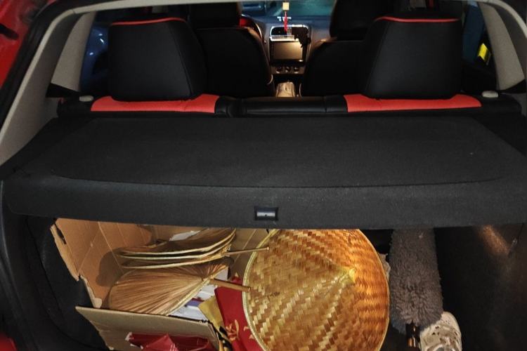 Used Volkswagen Polo 2013 1.6L Automatic Comfort Edition Trunk