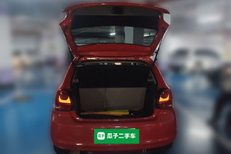 Used Volkswagen Polo 2013 1.4L Automatic Comfort Edition Trunk