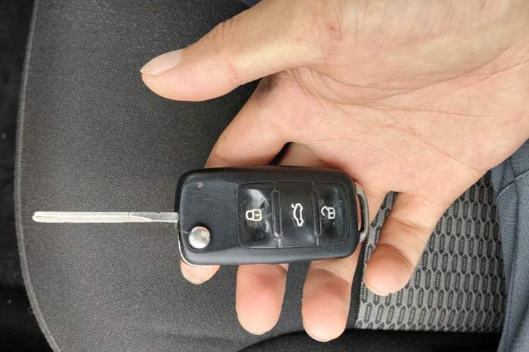 Used Volkswagen Polo 2013 1.4L Manual Fashion Edition Vehicle Key