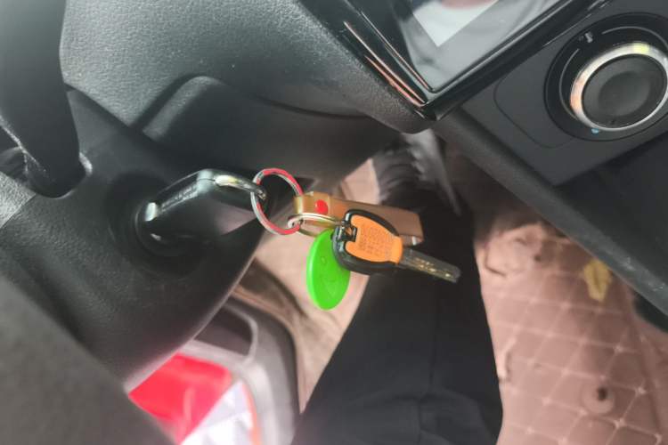 Used Volkswagen Polo 2013 1.4L Automatic Comfort Edition Vehicle Key