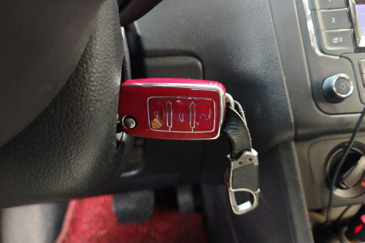 Used Volkswagen Polo 2013 1.6L Automatic Comfort Edition Vehicle Key