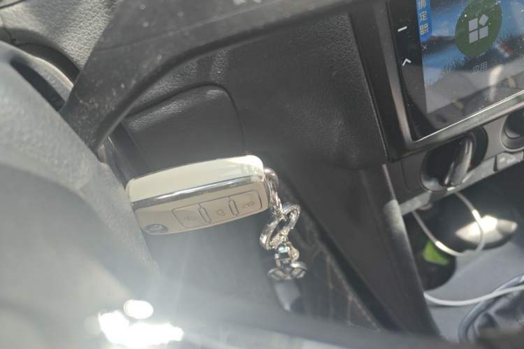 Used Volkswagen Polo 2013 1.4L Manual Fashion Edition Vehicle Key