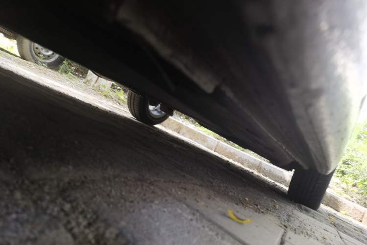 Used Volkswagen Polo 2013 1.4L Automatic Comfort Edition Chassis Front Left