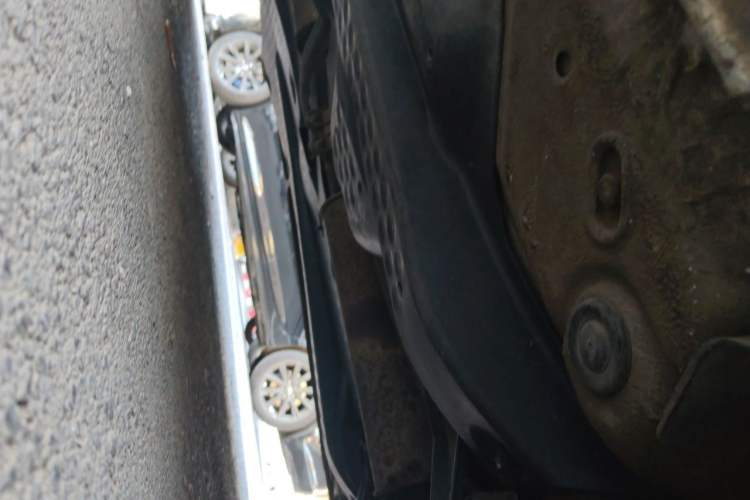 Used Volkswagen Polo 2013 1.6L Automatic Comfort Edition Chassis Front Right