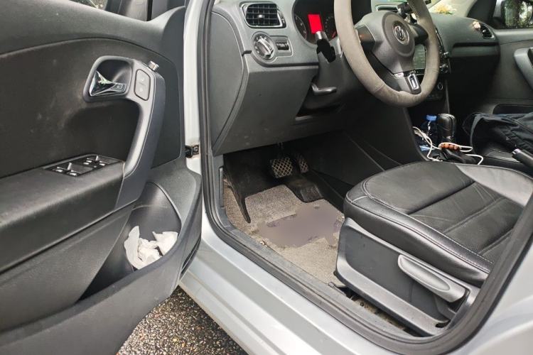 Used Volkswagen Polo 2013 1.4L Automatic Luxury Edition Driver Seat