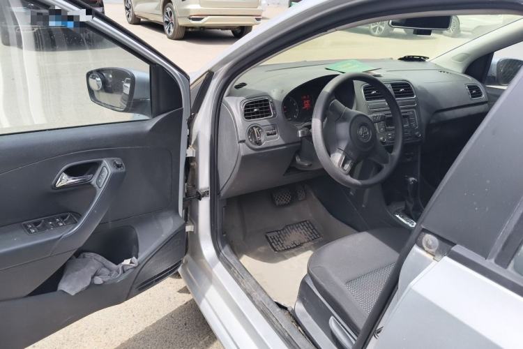 Used Volkswagen Polo 2013 1.4L Automatic Comfort Edition Driver Seat