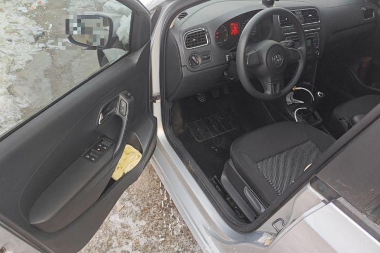 Used Volkswagen Polo 2013 1.4L Manual Comfort Edition Driver Seat